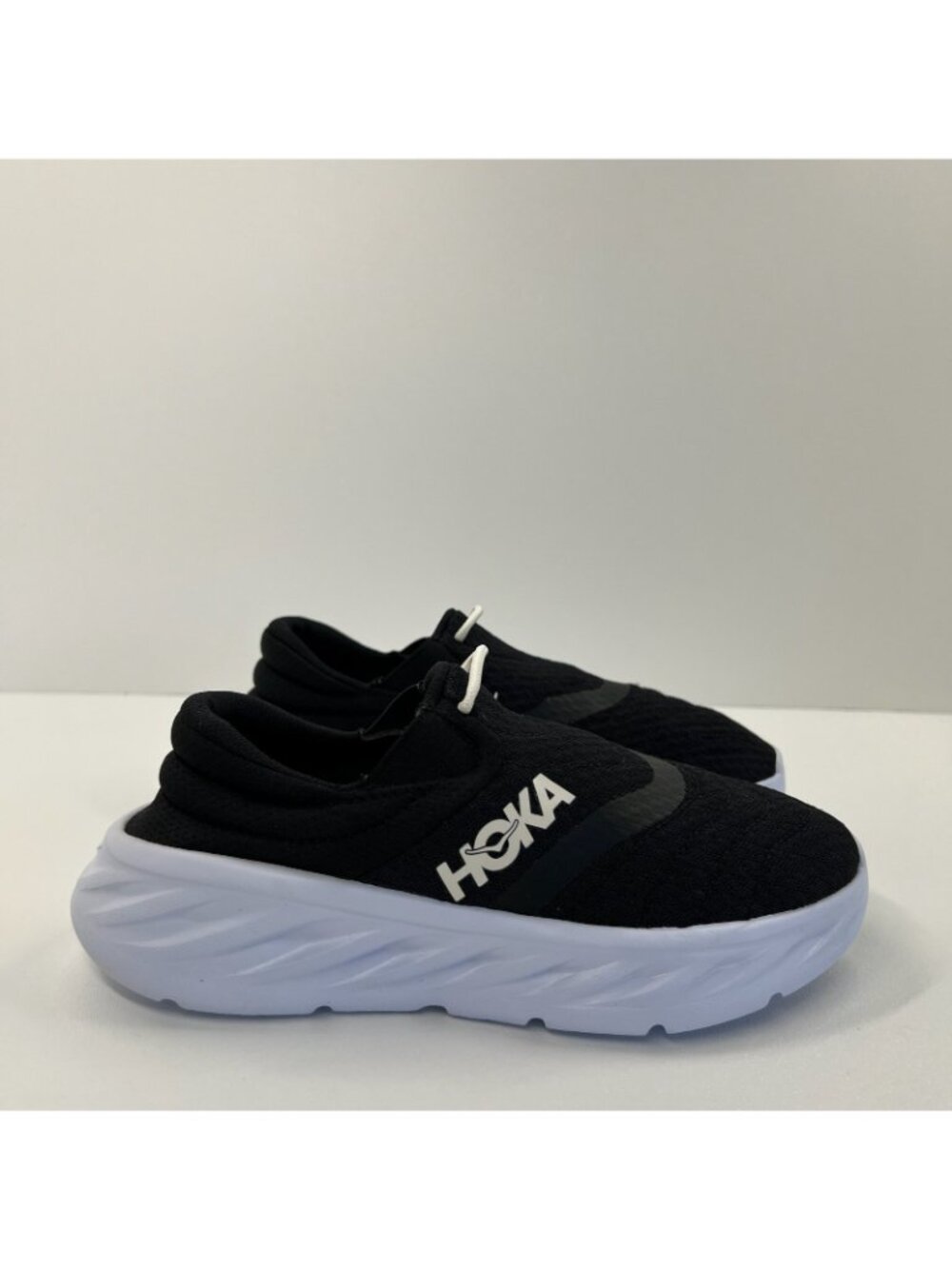 Hoka Ora Recovery Shoe 2 Womens US 5 Slip On Comfort Running Sneaker Black White - Picture 2 of 14